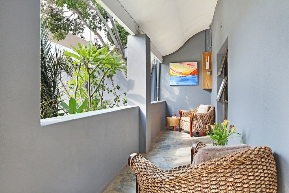 Фото 40 Winks Guest House Green Point Cape Town