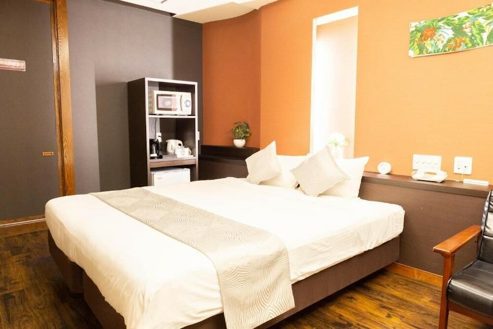 Фото Naminoue Crystal Hotel