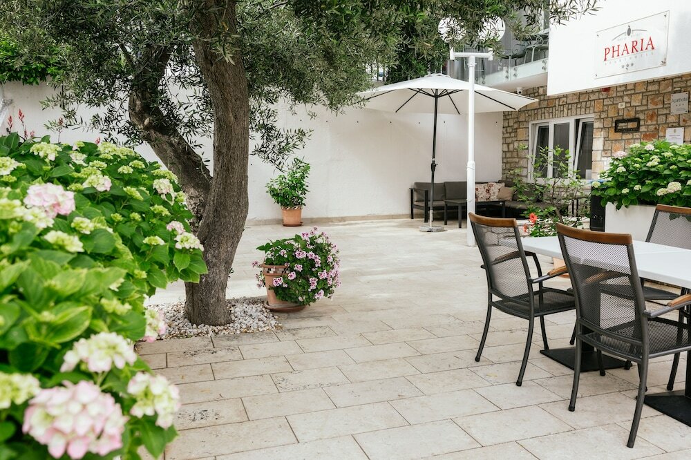 Фото Апарт-отель Pharia