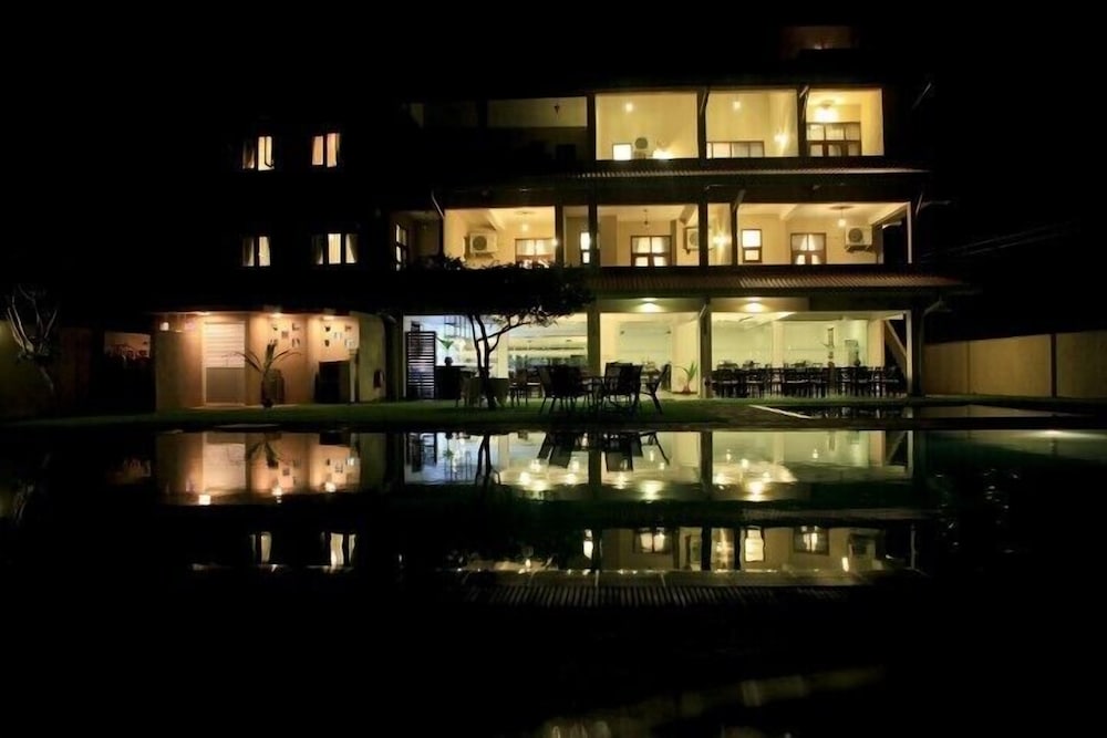 Фото Lavendish Okrin Hotel