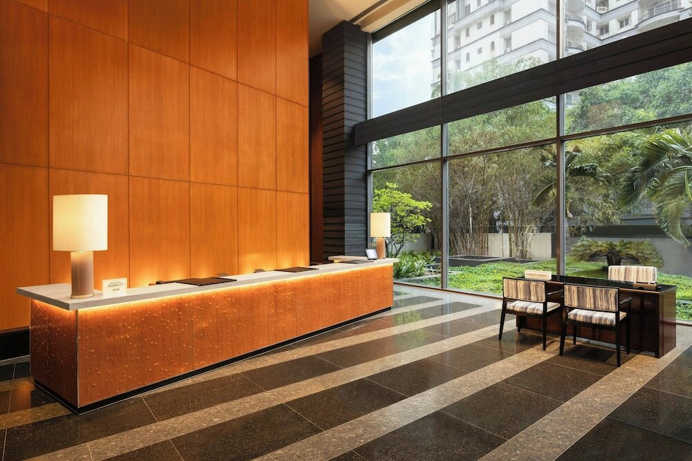 Фото Courtyard Hyderabad by Marriott