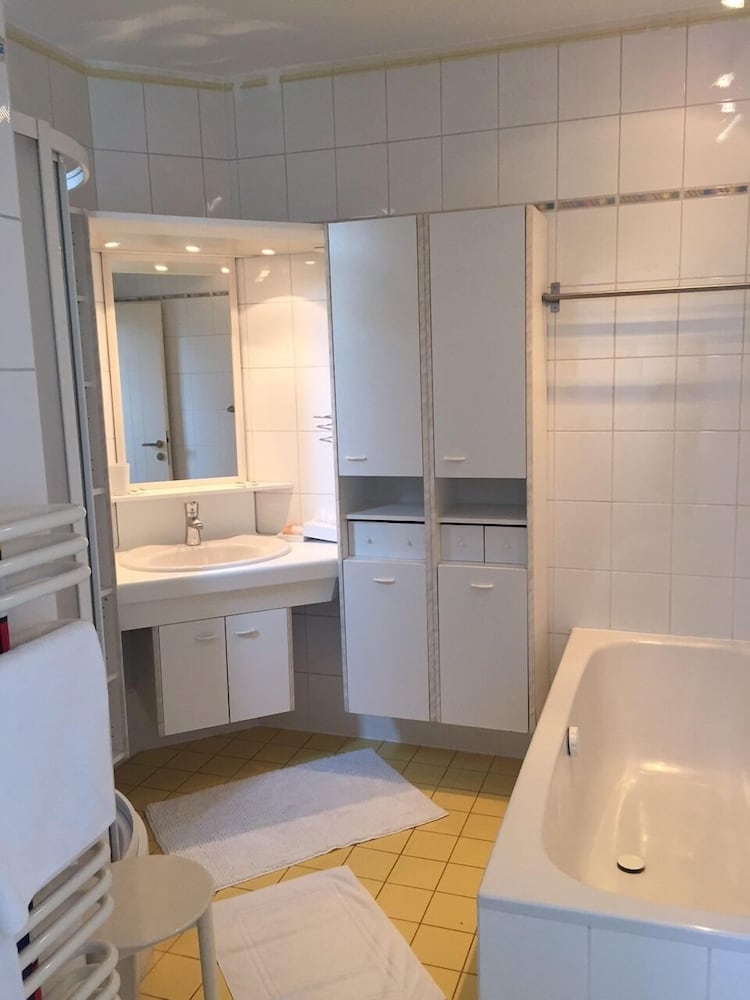 Фото Tinschert Hotel-Restaurant-Partyservice