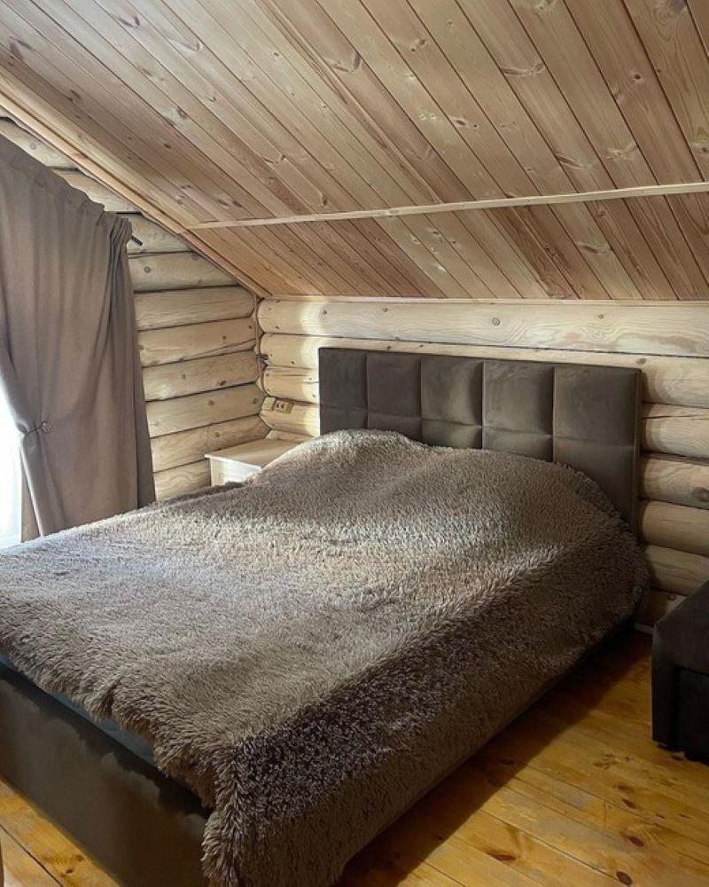 Фото Домик в лесу