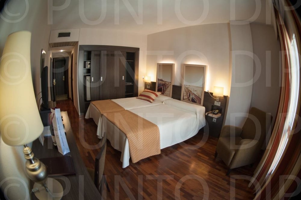 Фото Hotel Santa Cecilia