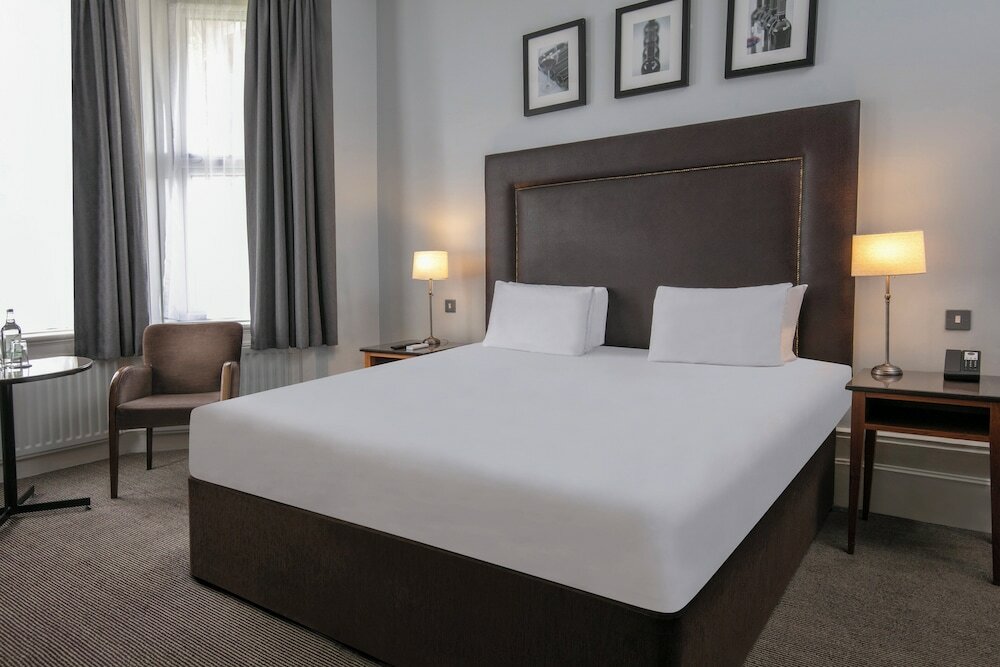 Фото Bournemouth West Cliff Hotel