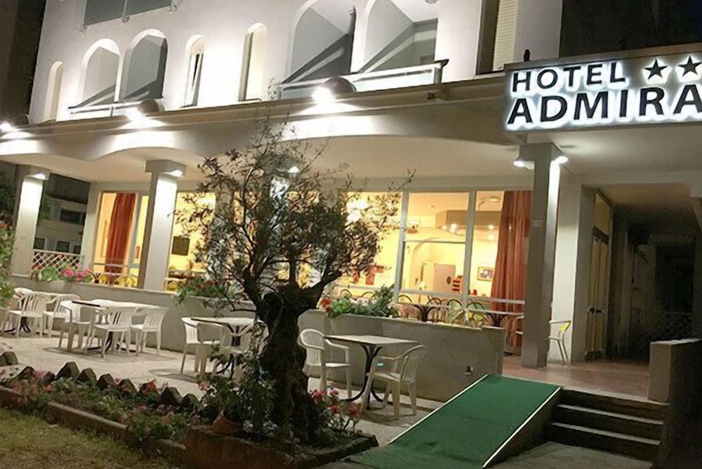 Фото Hotel Admiral