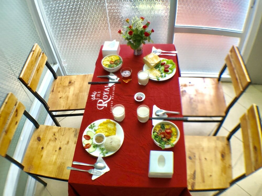 Фото The Royal Hotel