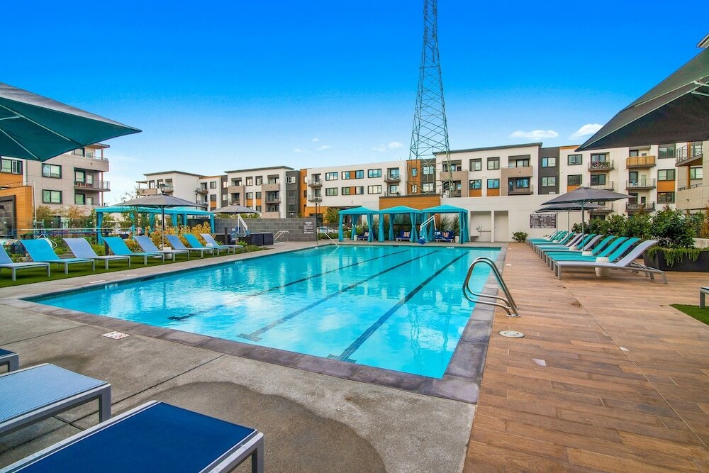 Фото Global Luxury Suites in Menlo Park