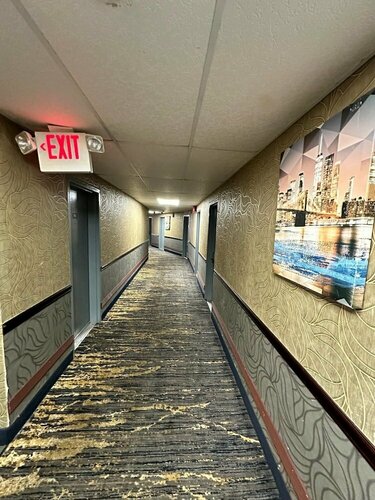 Гостиница Townhouse Inn & Suites в Патерсоне