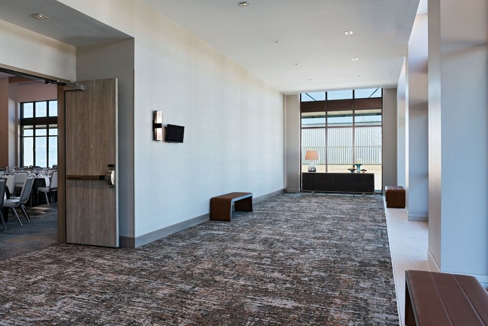 Фото Ac Hotel by Marriott Waco Downtown