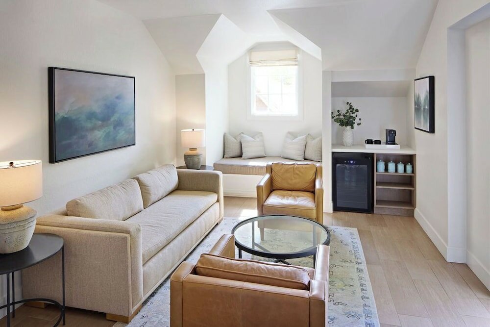 Фото Lavender, A Four Sisters Inn