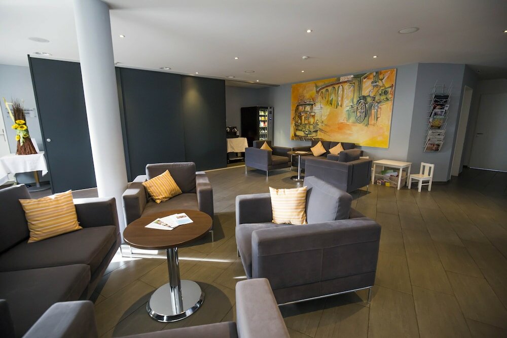 Фото Hotel Swiss Star