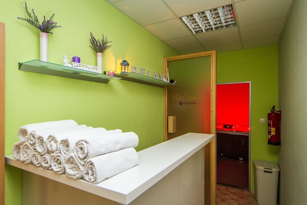 Фото Hotel Medinek Old Town