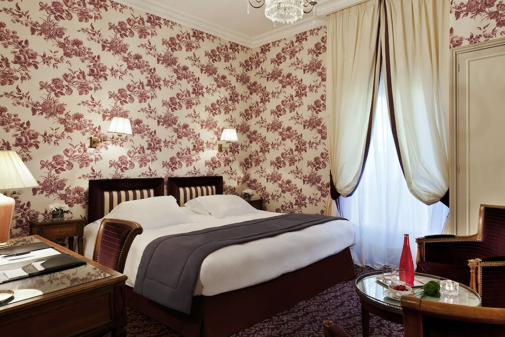 Фото Castel Marie Louise