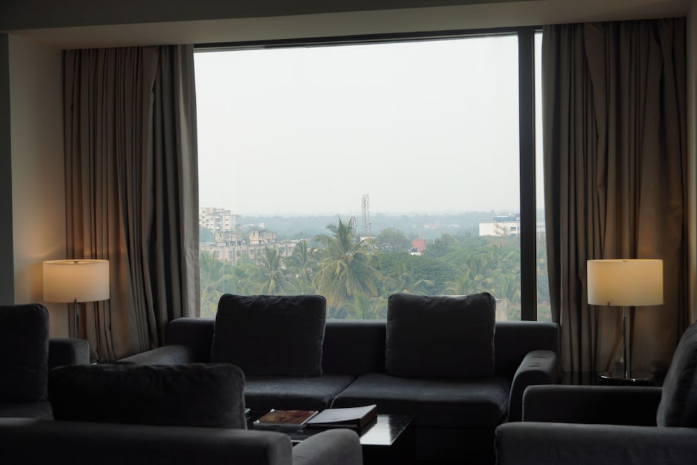 Фото Crowne Plaza Pune City Centre, an Ihg Hotel