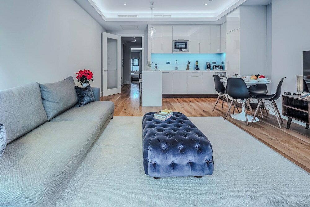 Фото Grays Inn by Q Apartments