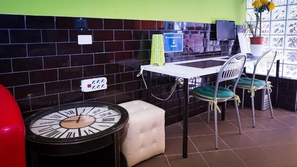 Фото Youth Station Hostel