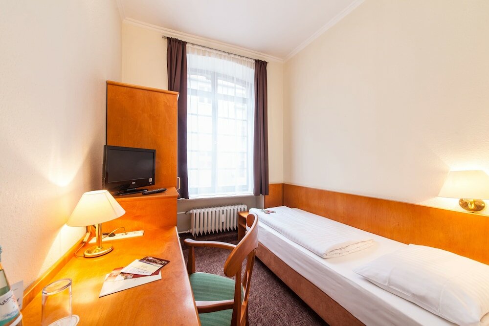 Фото Novum Hotel Ahl Meerkatzen Köln Altstadt