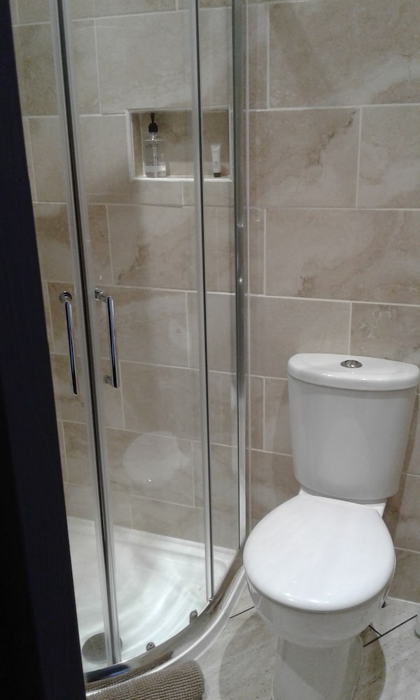 Фото Adelphi Villa