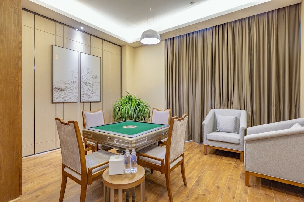 Фото Nanchang Liuyue Hotel