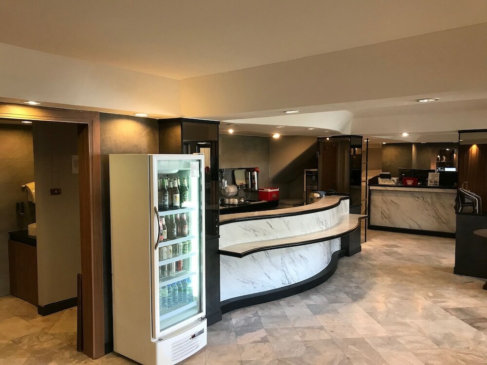 Фото Maxim's Inn