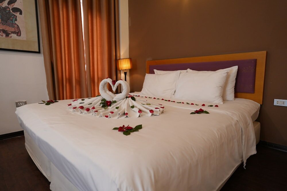 Фото Golden Sun Villa Hotel