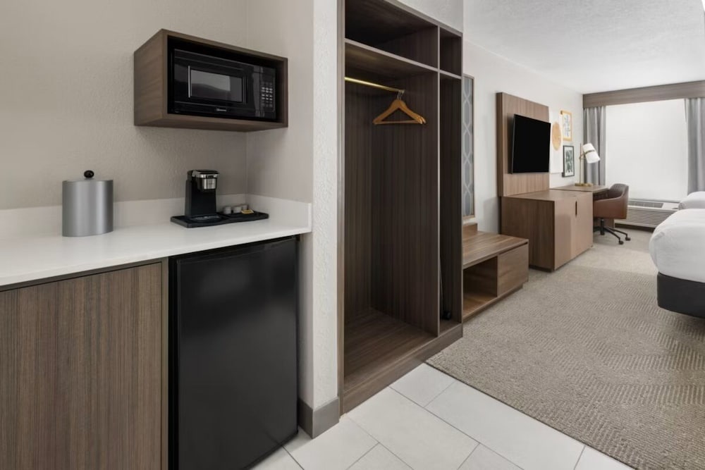 Фото Best Western Plus Columbia North East