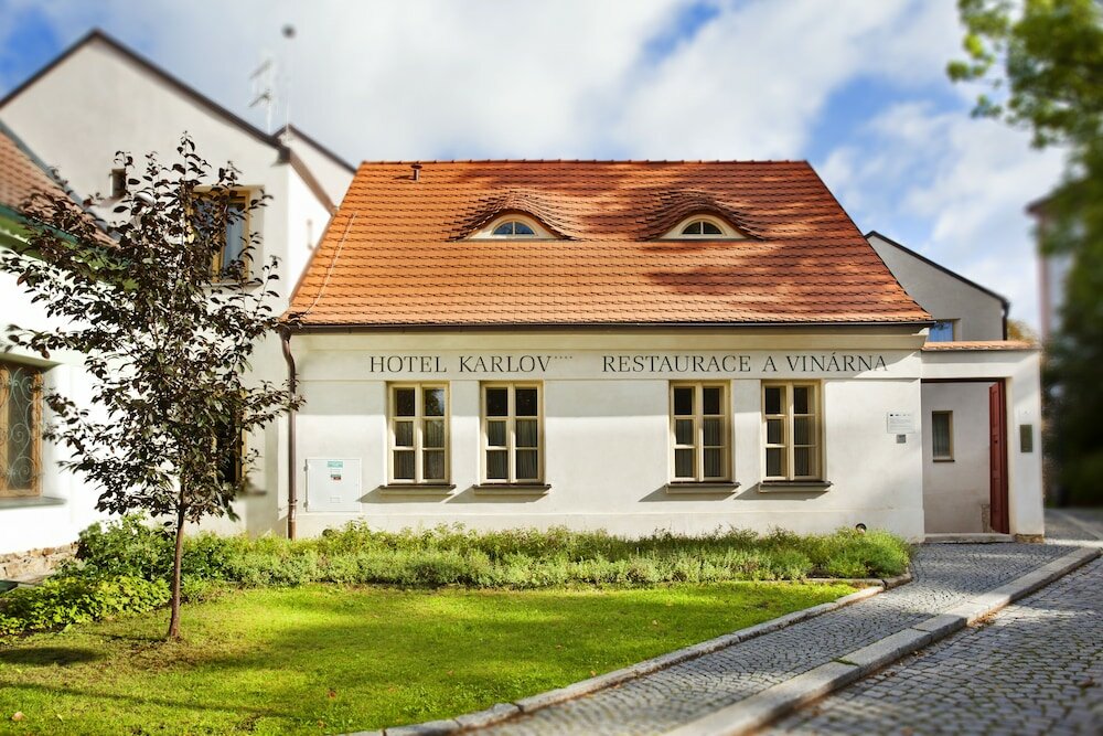 Фото Bellevue Hotel Karlov