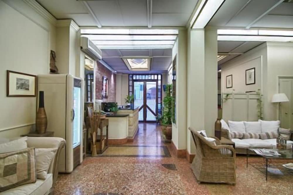 Фото Hotel Pedrini