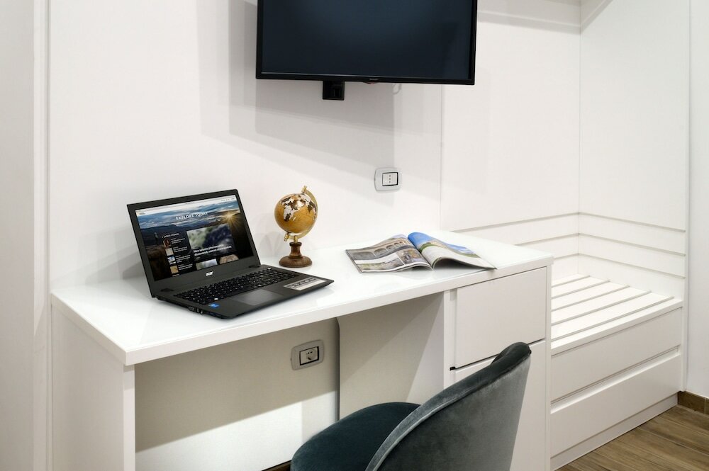 Фото Napoliseason Rooms and Breakfast