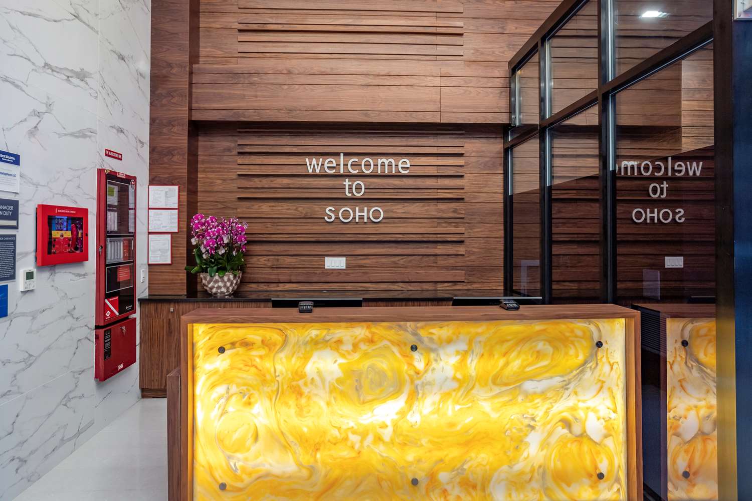 Фото Best Western Plus Soho Hotel