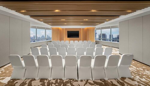 Гостиница Hilton Garden Inn Shanghai Lujiazui в Шанхае