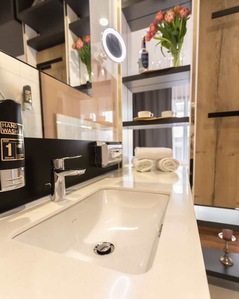 Фото 24Seven Hotel Schwabach