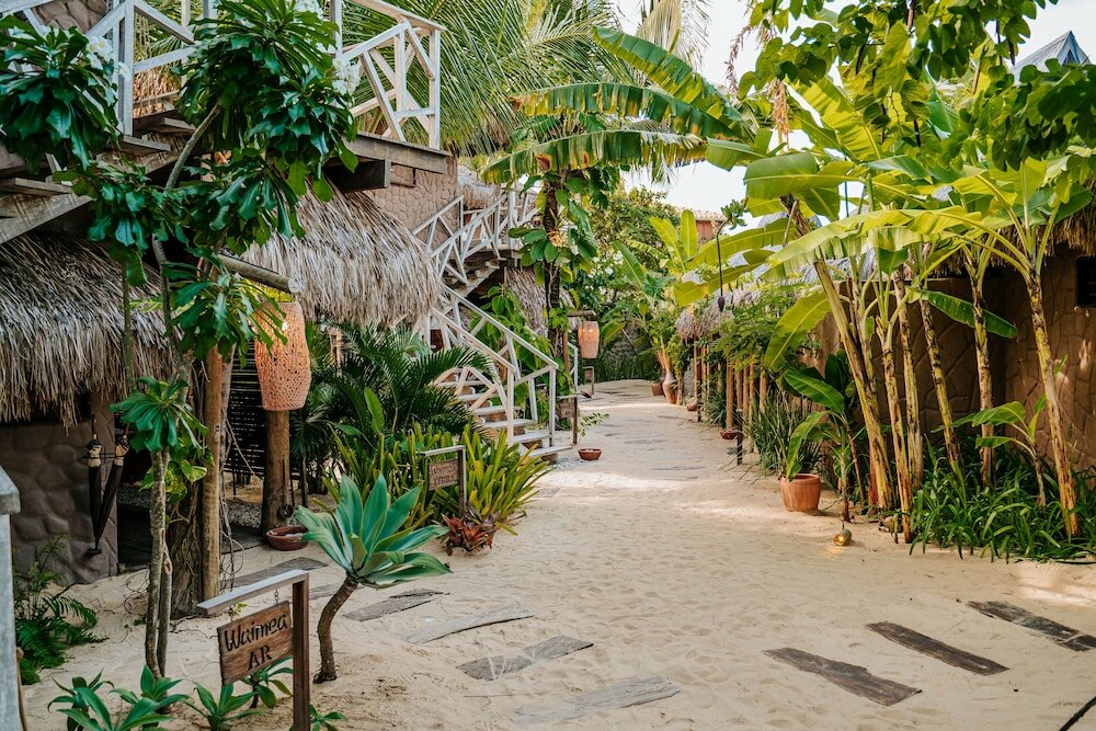 Фото Aloha Village Bangalôs