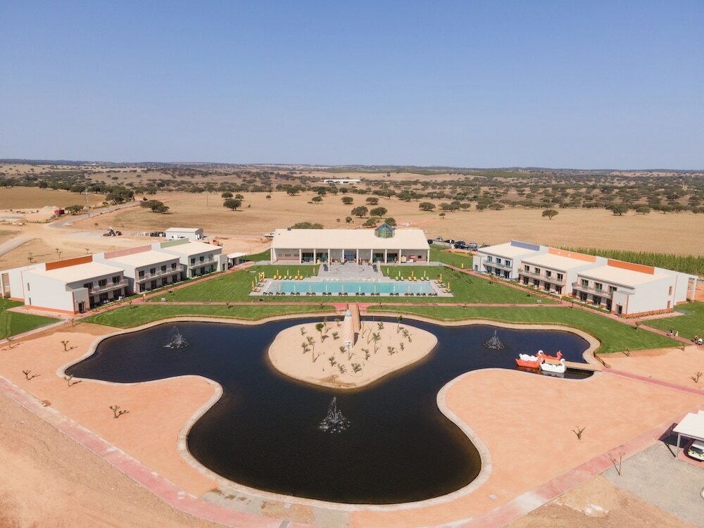 Фото Vila Galé Nep Kids