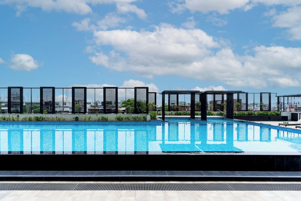 Фото Holiday Inn Lucknow Airport, an Ihg Hotel