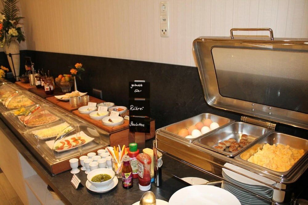 Фото Hotel Doberaner Hof