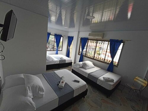 Гостиница Hotel Santander Express в Нейве