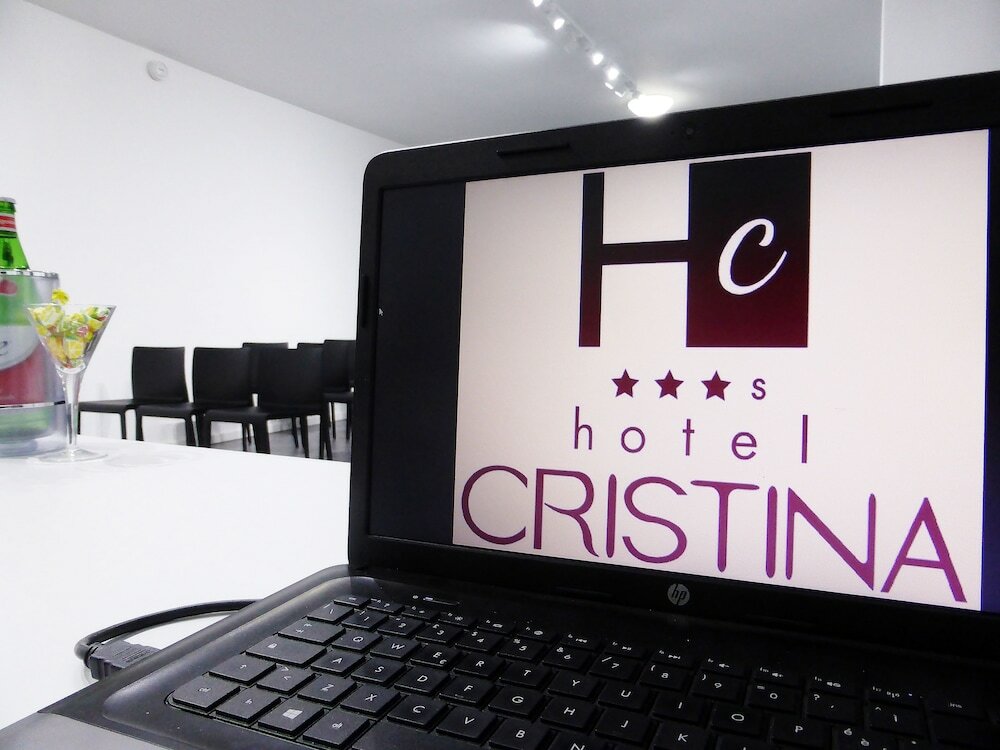 Фото Hotel Cristina