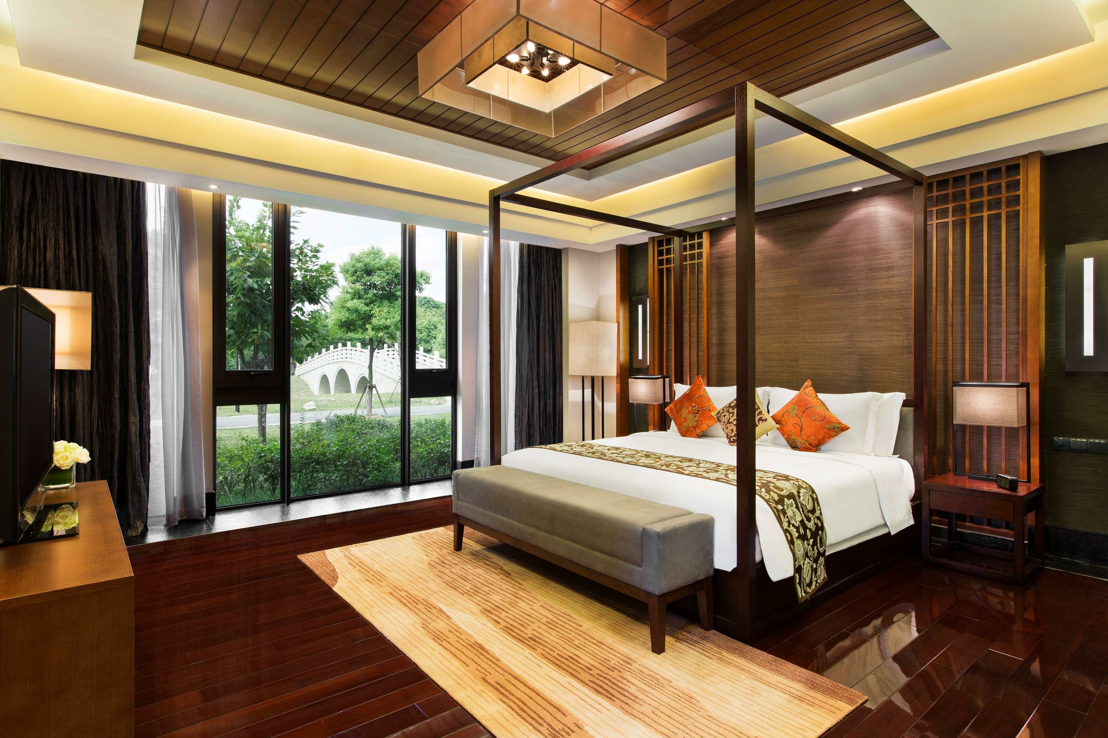Фото Worldhotel Grand Dushulake Suzhou