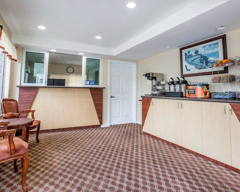 Фото Rodeway Inn San Clemente Beach