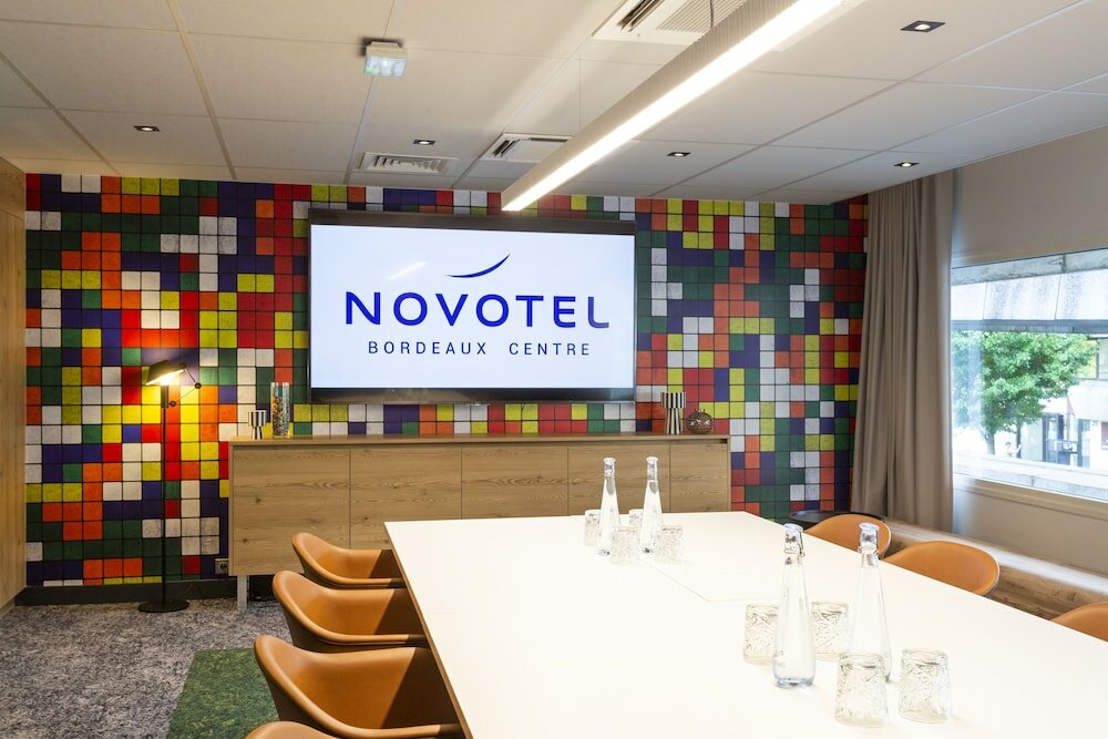 Фото Novotel Bordeaux Centre