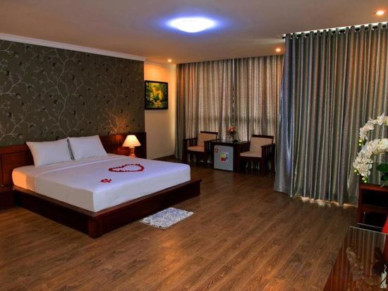 Фото Nice Swan Hotel