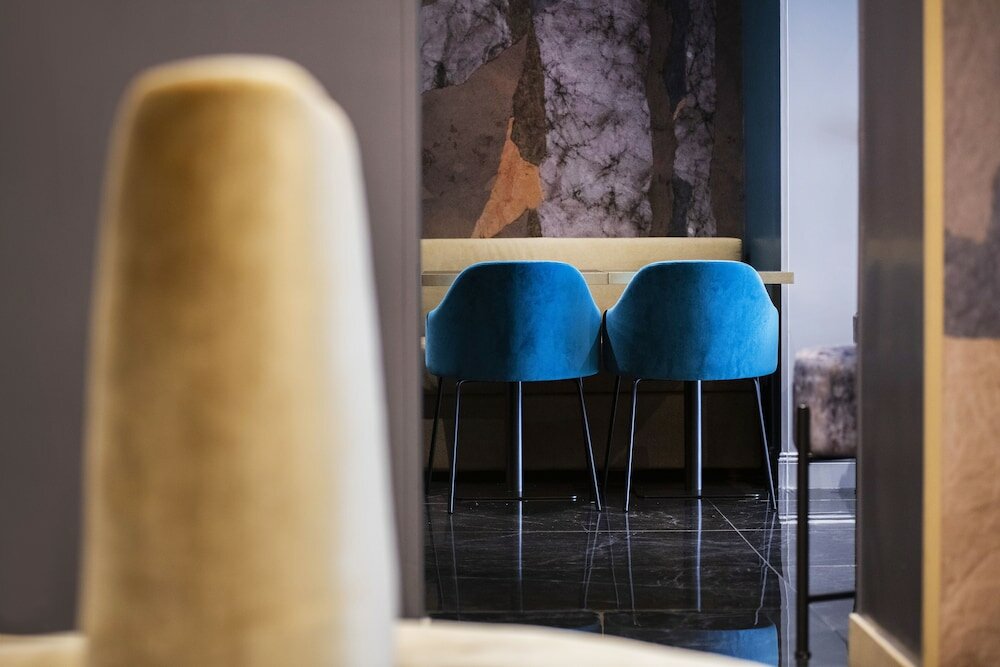 Фото Hotel 87 EightySeven