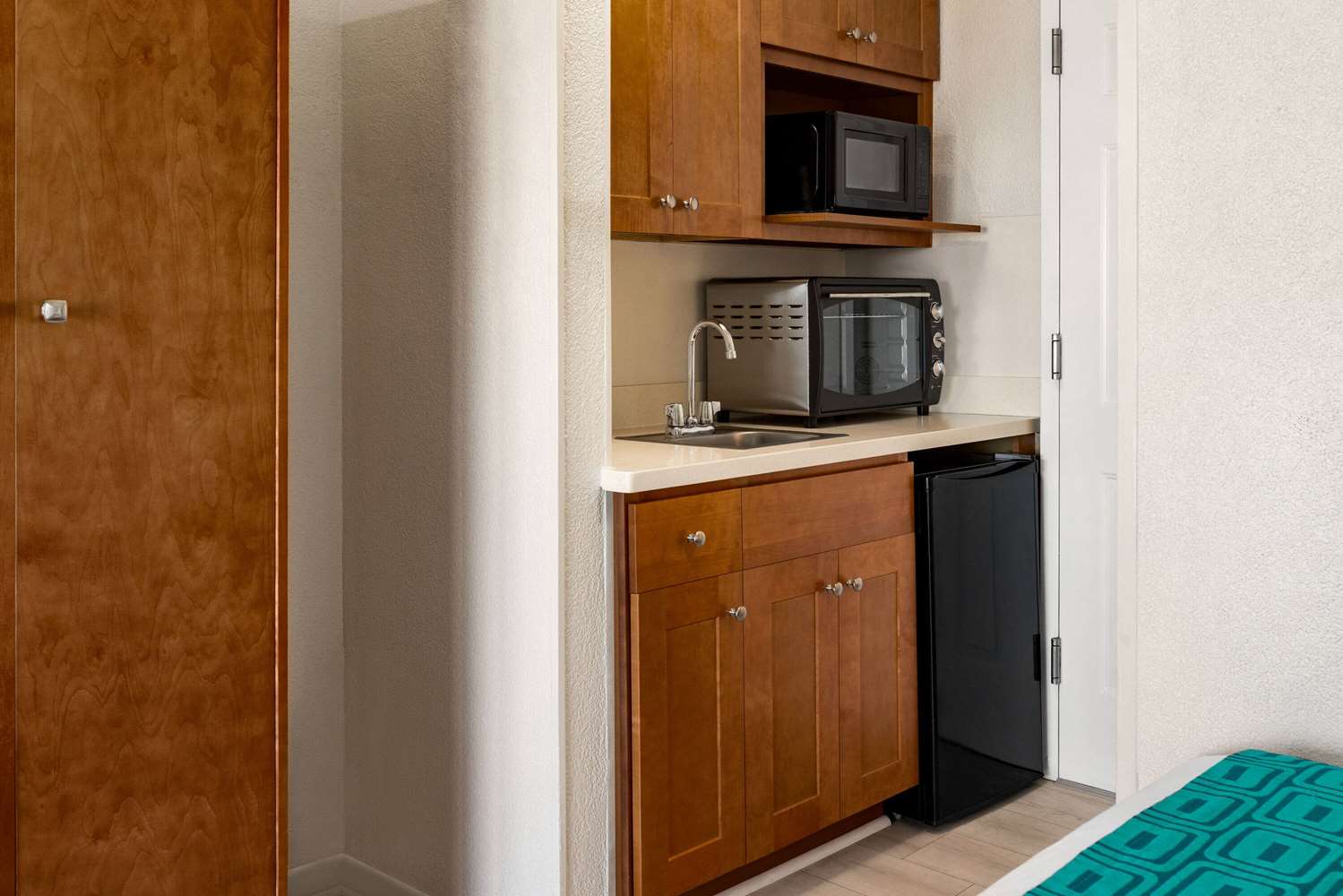 Фото Howard Johnson by Wyndham Ocean City Oceanfront