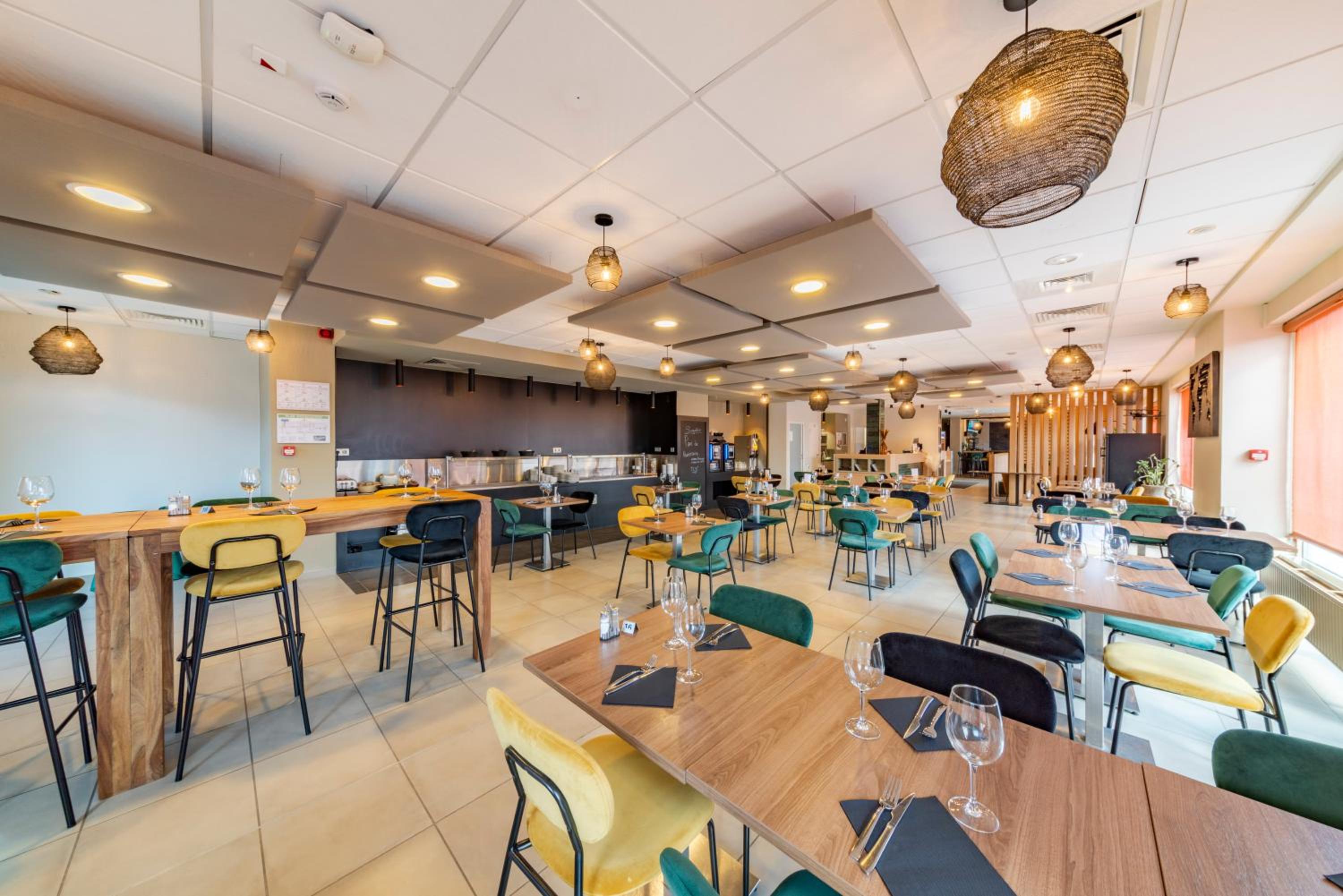 Фото Mandarina Hotel Luxembourg Airport