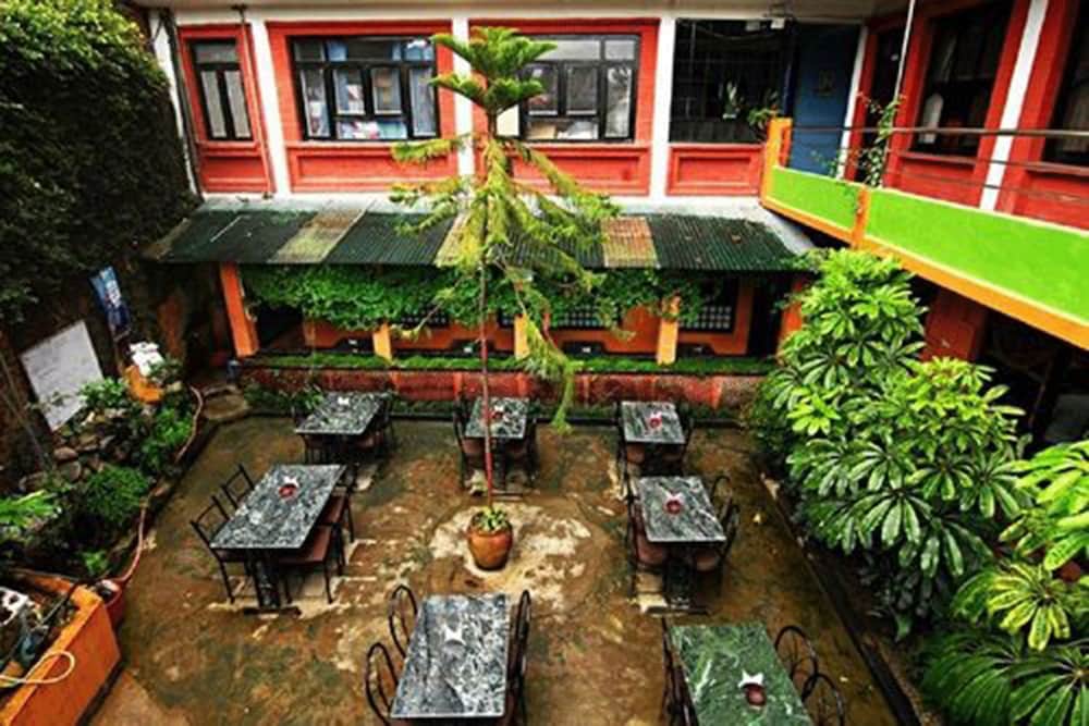 Фото Hotel Ganesh Himal