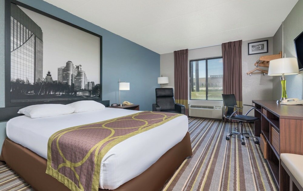 Фото Super 8 by Wyndham Bakersfield South Ca