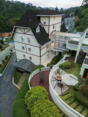 Внешний вид отеля Pousada Grandchamp в Кампос-ду-Жордану, фото 1