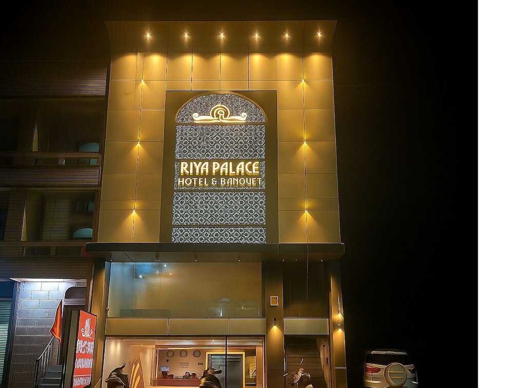 Фото Hotel Riya Palace